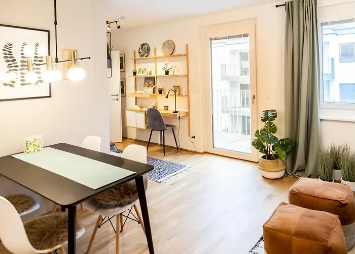 & Cozy - 15 Min To Center Apartment Vienna