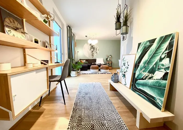 Apartment & Cozy - 15 Min To Center *