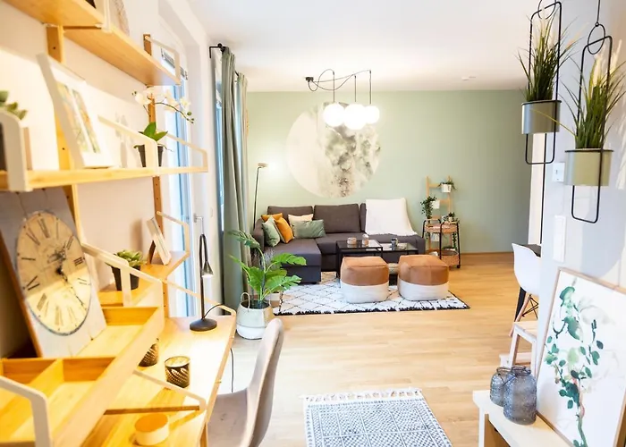 Apartment & Cozy - 15 Min To Center *